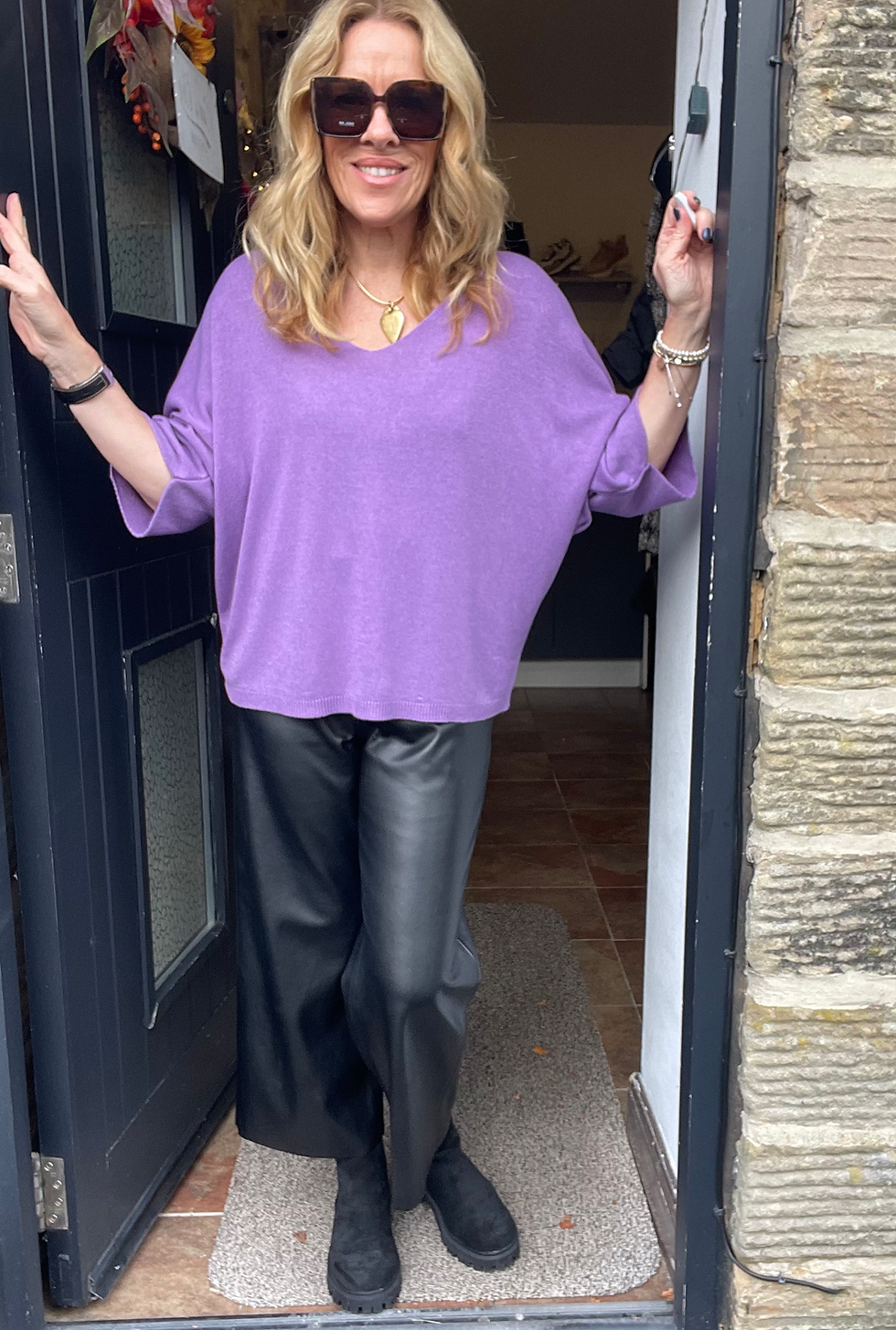 Thumbnail: Ciao Italian Lightweight V Neck Knit
