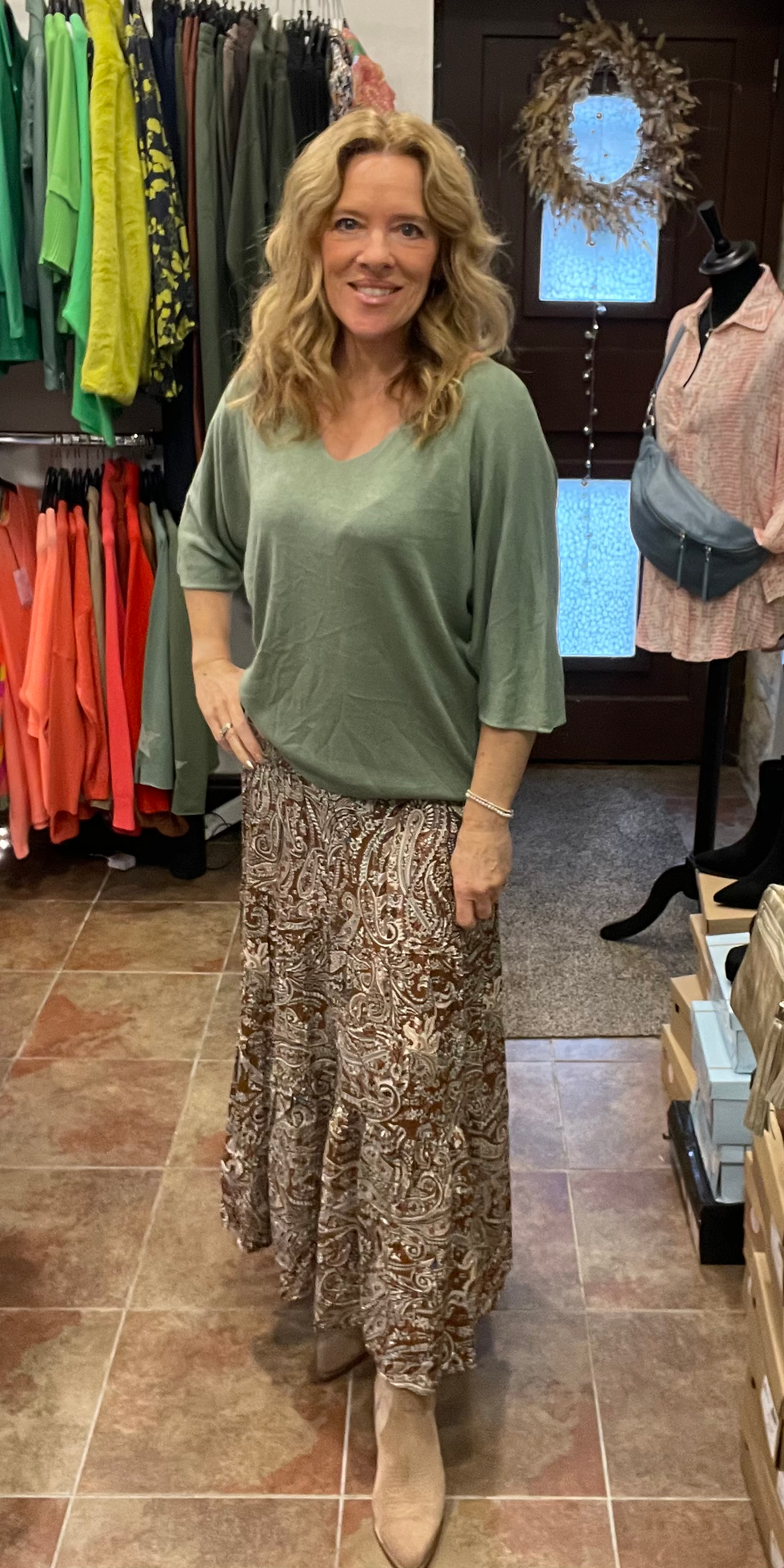 Thumbnail: Ciao Italian Lightweight V Neck Knit