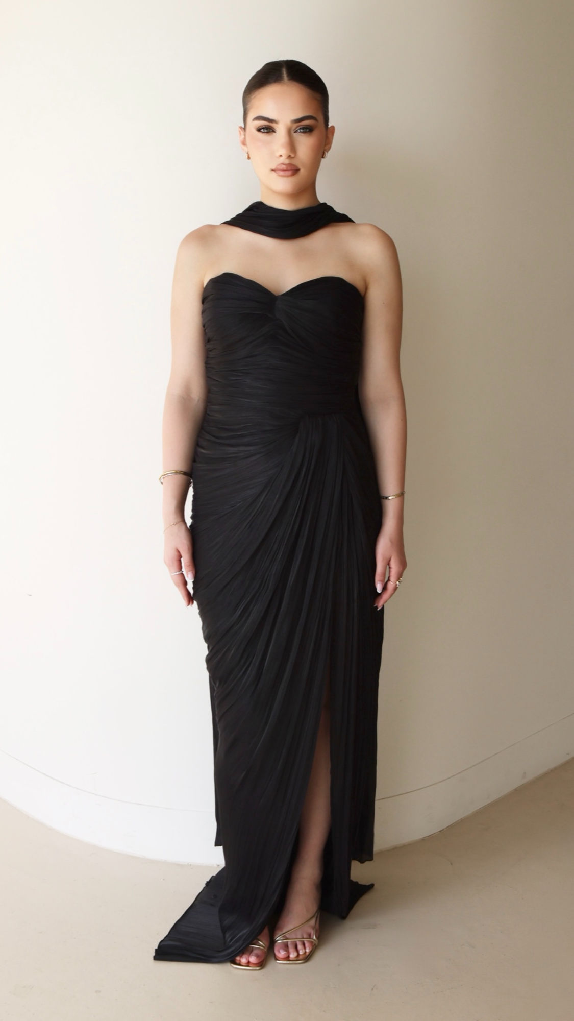 Celeste - Black - profile