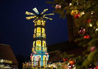 H-Winterhof_Krone_C-Lüneburg_Marketing_GmbH-Mathias_Schneider.jpg