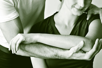 PAtient receiving custom chiropractic exercise therapy in North Vancouver's Lower Lonsdale