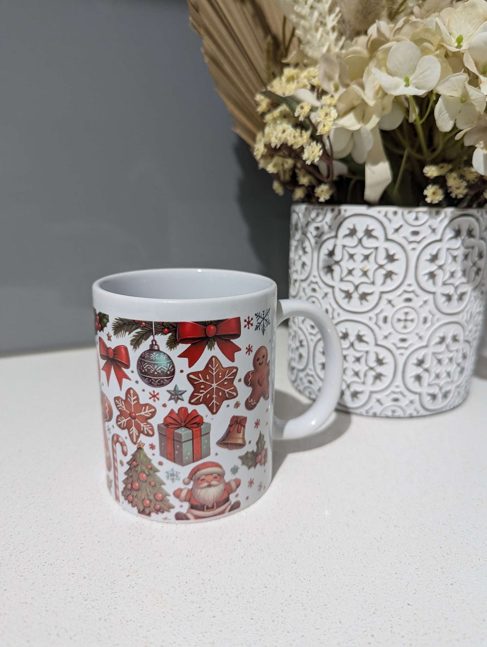 Get into the holiday spirit with Eviecodesign’s Christmas Mug!