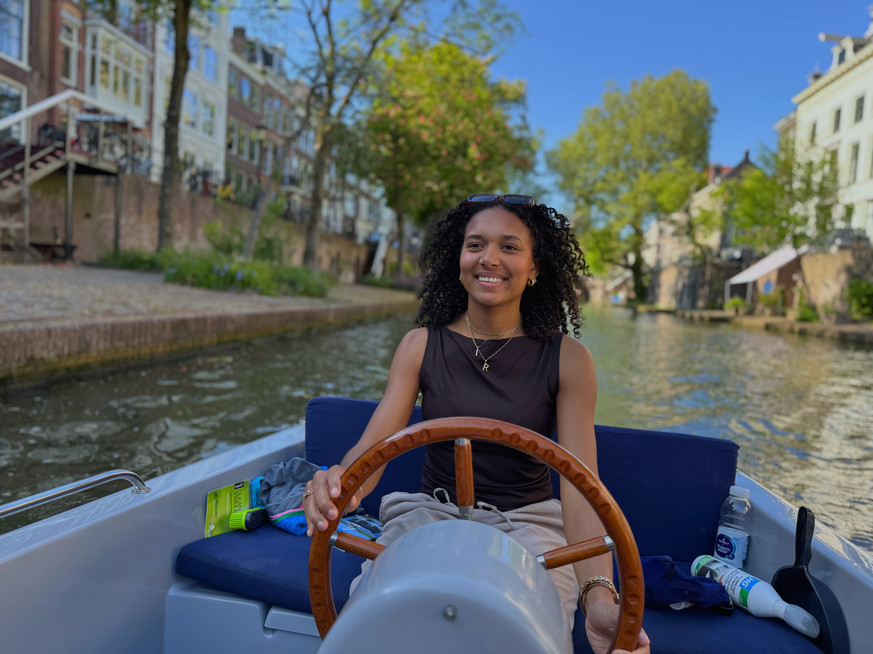 Elektrische boot 8 personen van Canal Cruising Utrecht in Utrecht