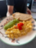 HUEVOS REVUELTOS
