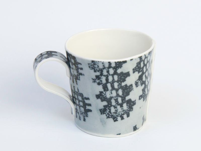 Thumbnail: Cwpan Carthen Llwyd a Du - Grey and Black Carthen Cup