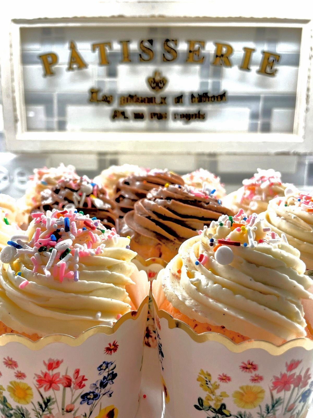 Cupcakes - One Dozen