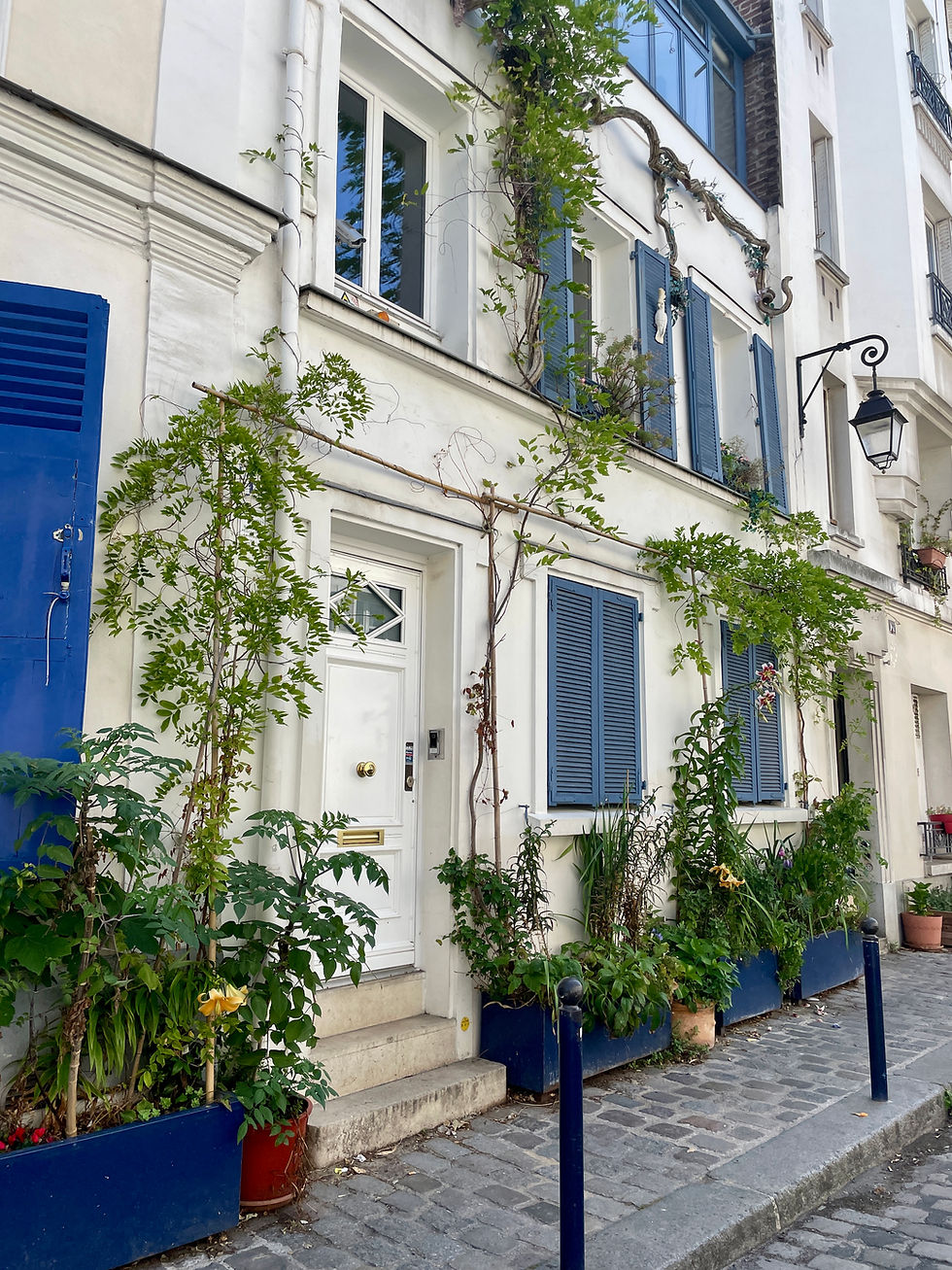 Paris Real Estate: Market Trends October 2025