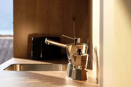Küche mit Moka | La Serena Ferienwohnung | Malcesine | Gardasee
