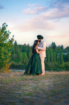 moments-by-8-surrey-blackie-spit-park-romatic-wedding-photoshoot