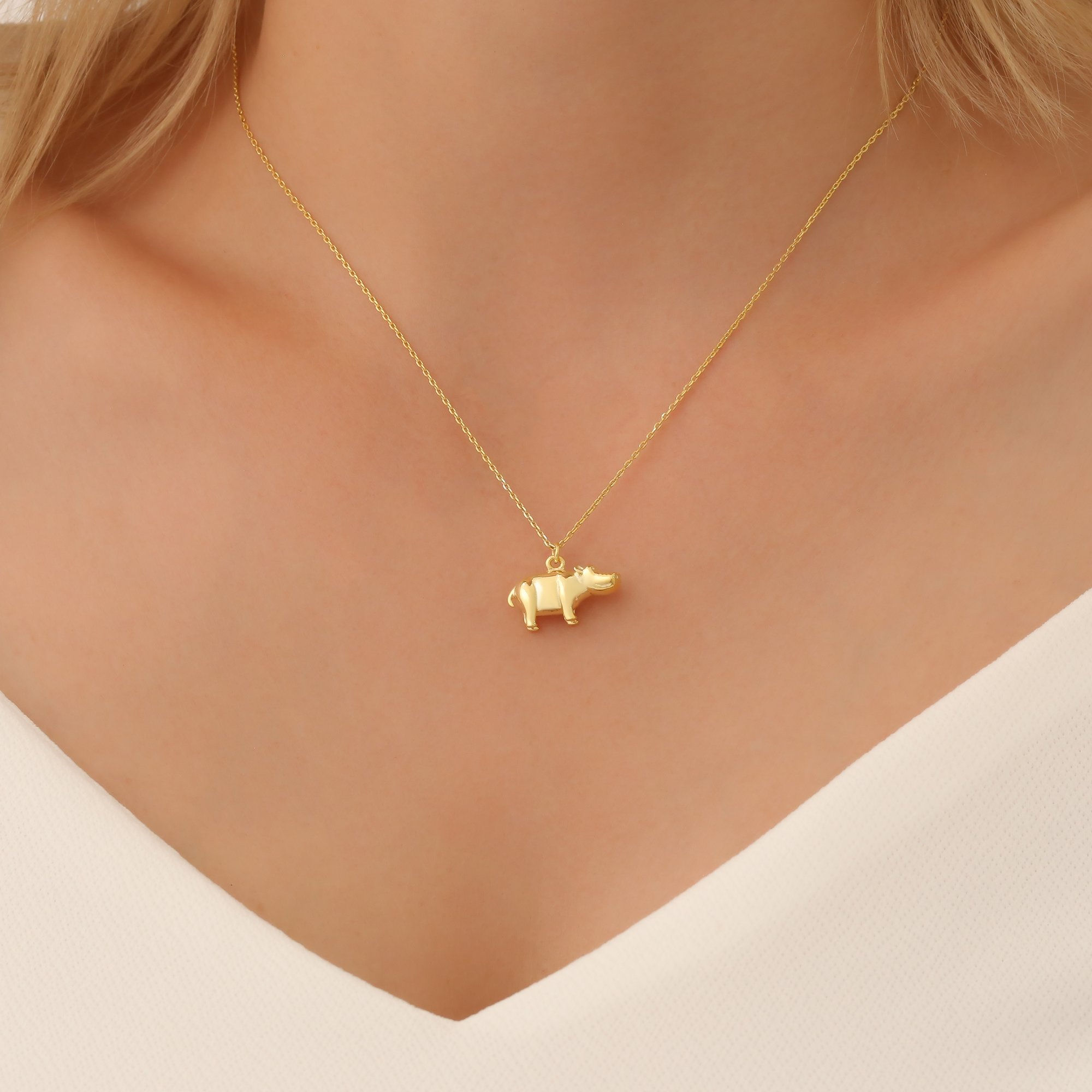 925 Sterling Silver Hippo Necklace - CN00352