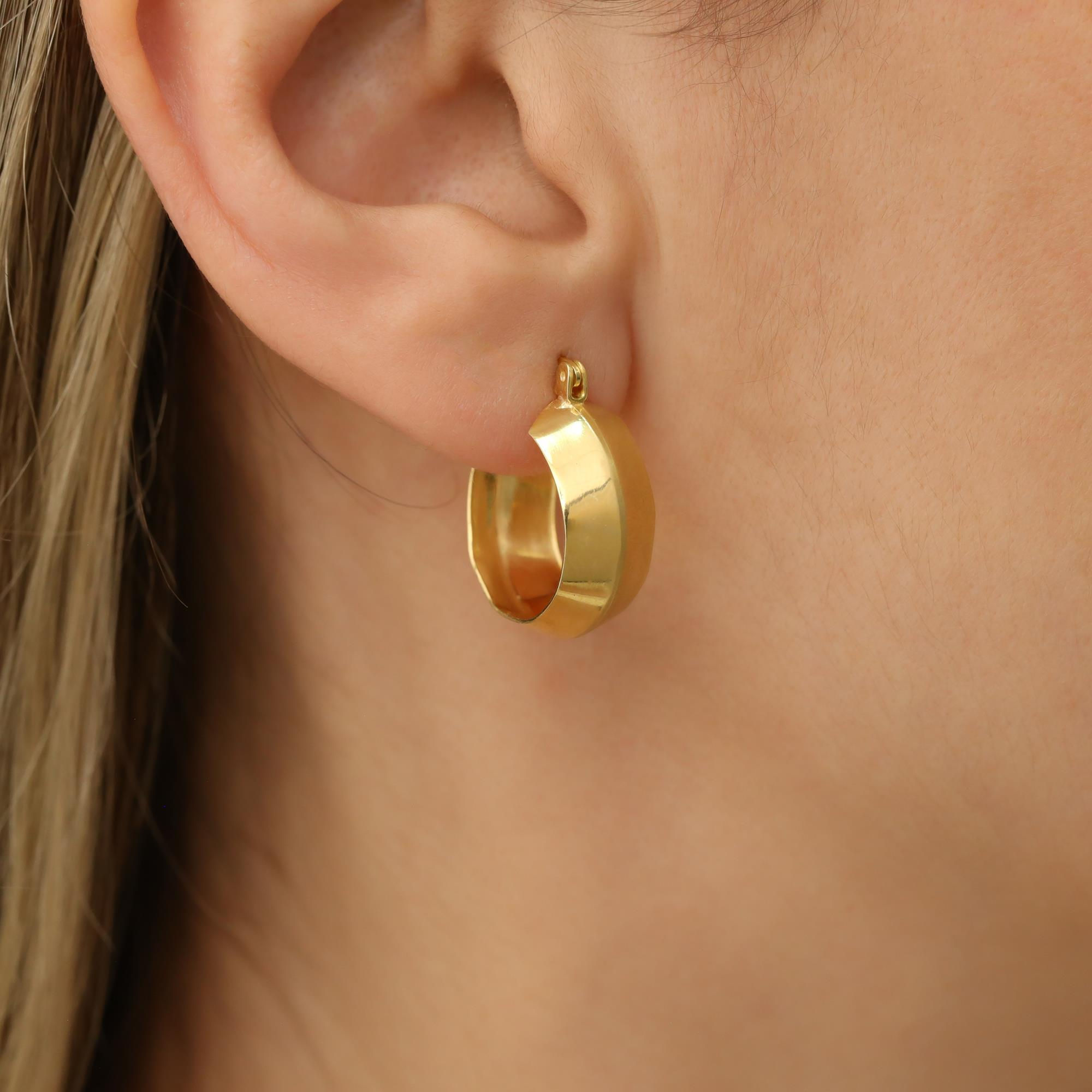 925 Ayar Gümüş Parlak Bombeli Kalın Halka Küpe Çap:1,5 cm