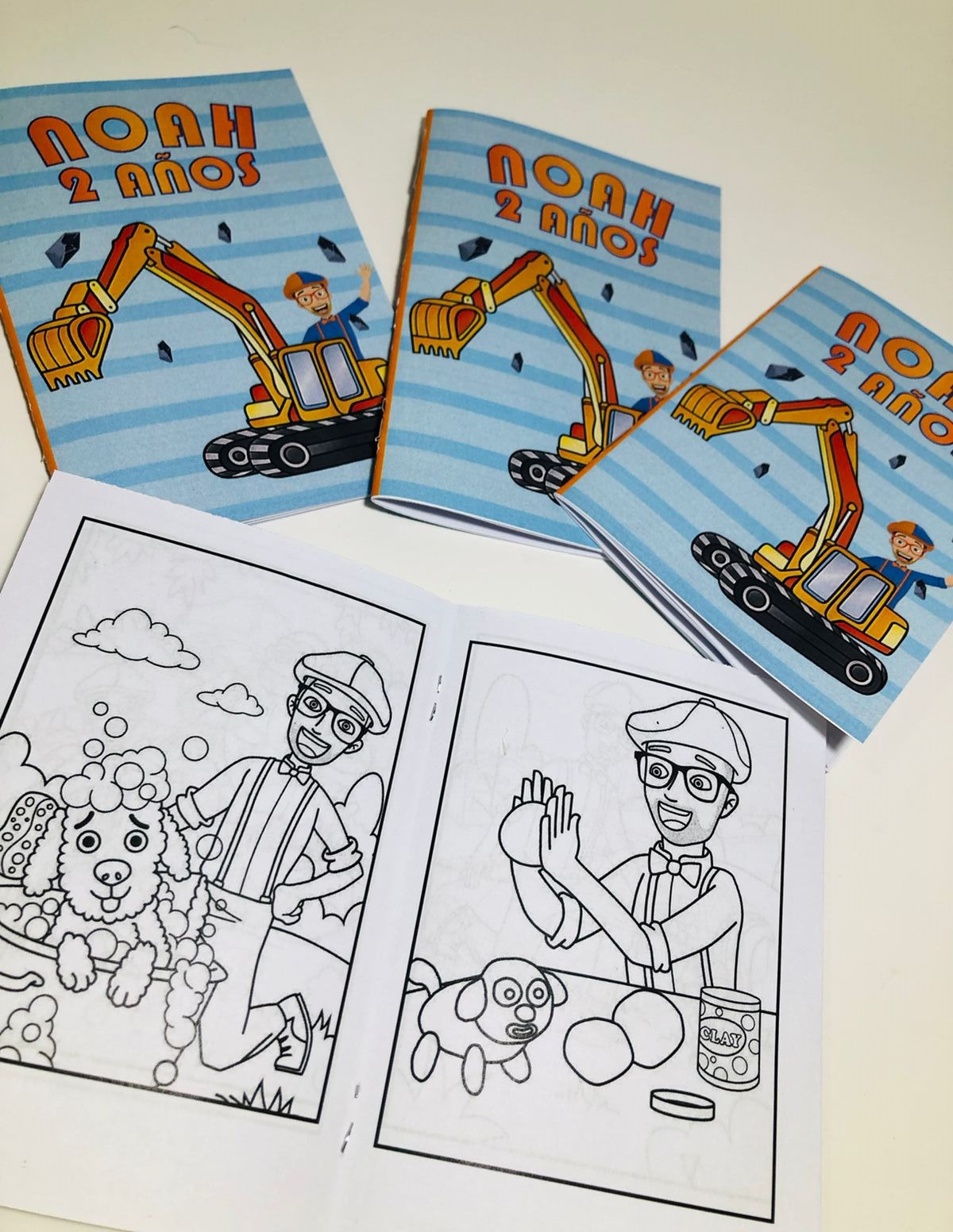 Libritos para colorear Blippi en Tractor x10