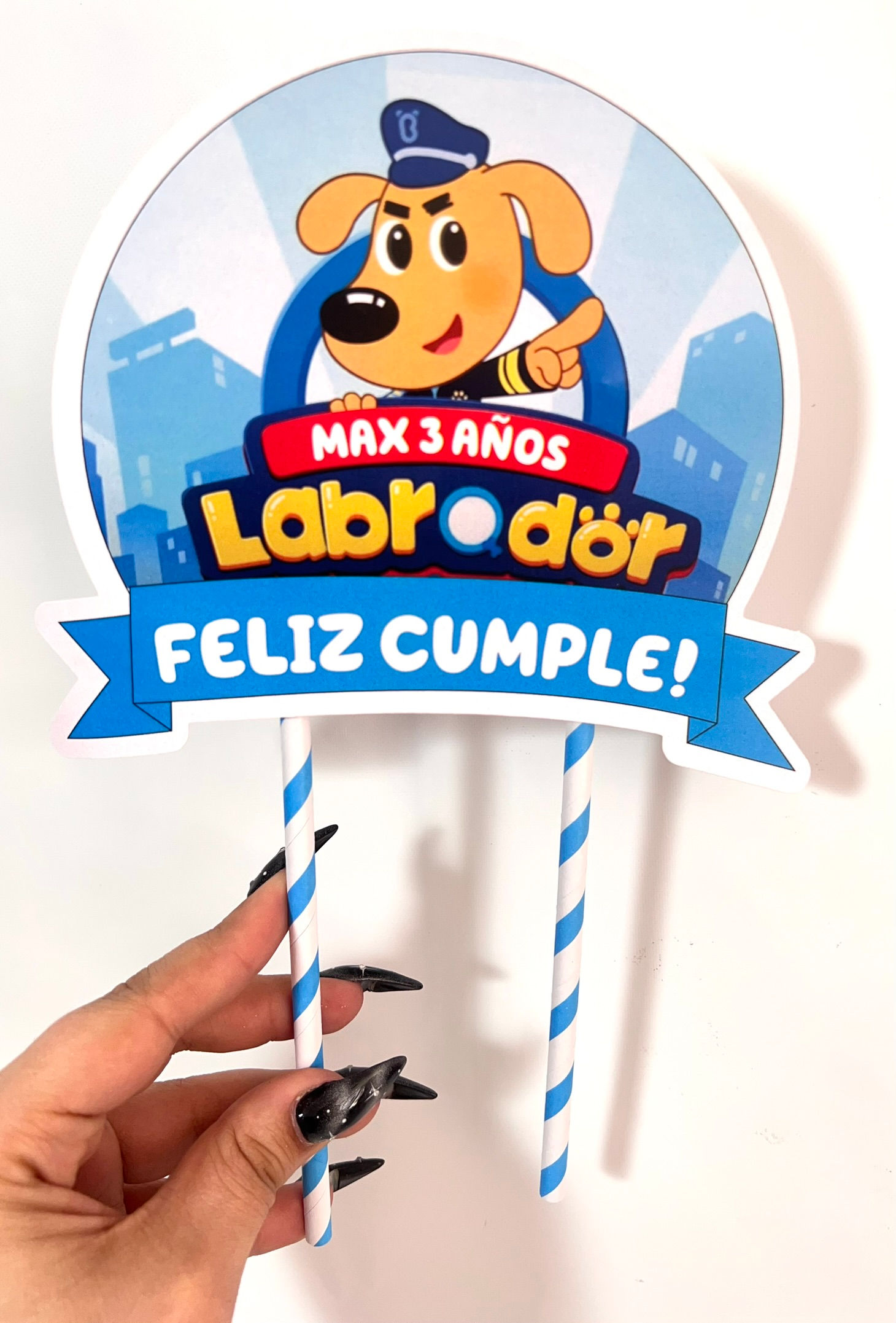 Topper torta Sheriff Labrador