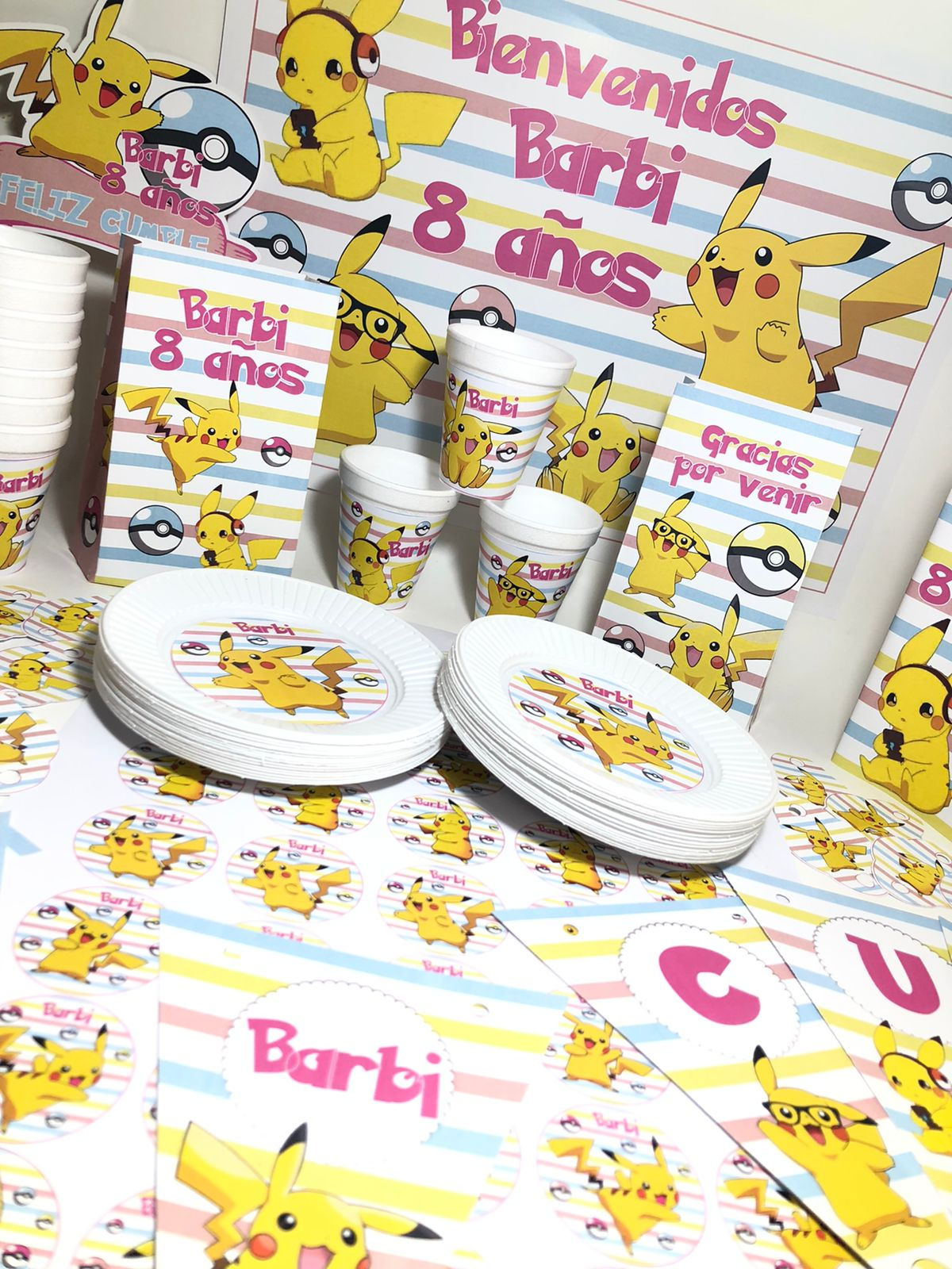 Cotillón Infantil Personalizado X10 Pokemon Pikachu Pastel