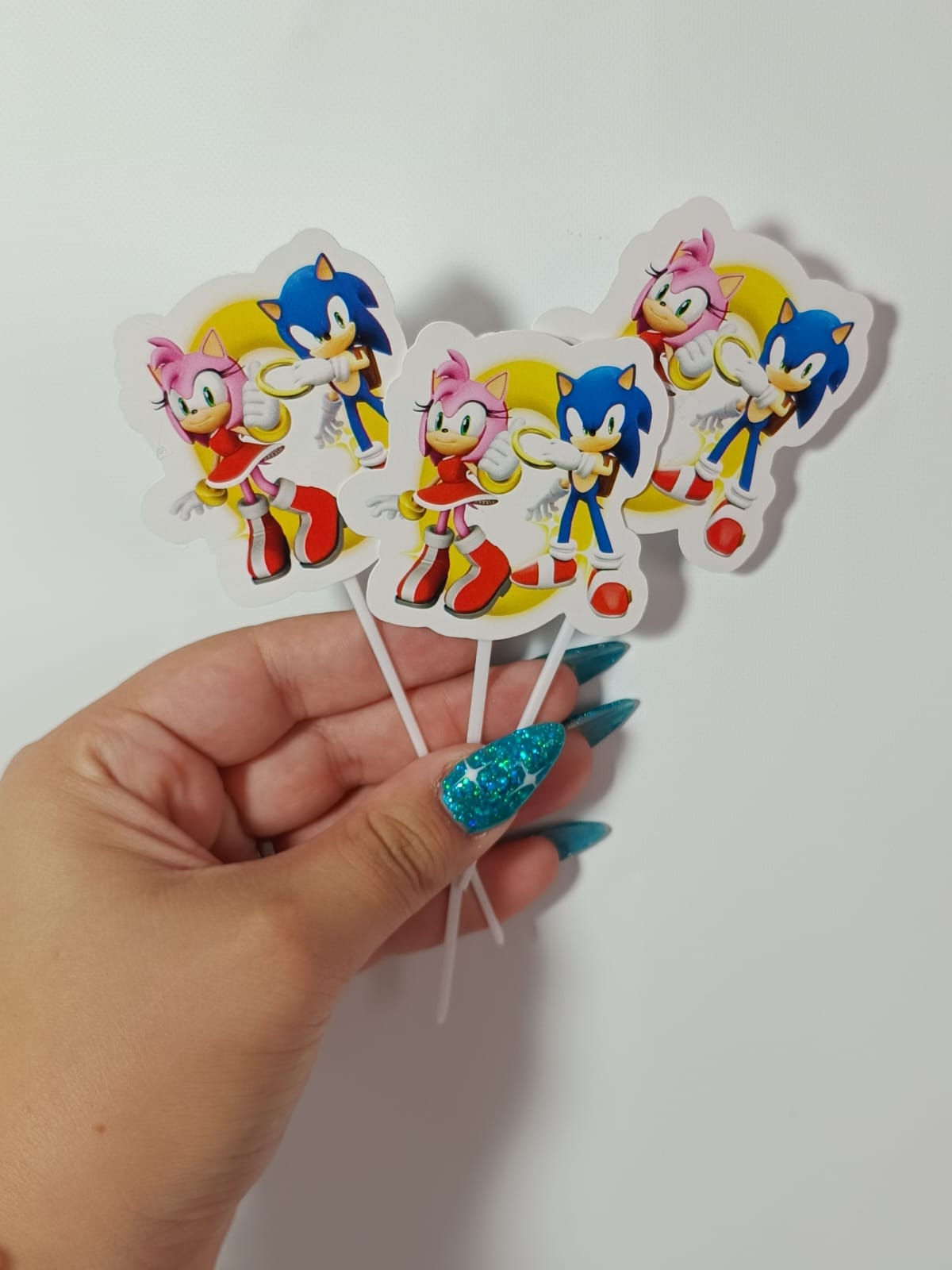 Topper cupcakes x 12 Sonic y Amy Rose