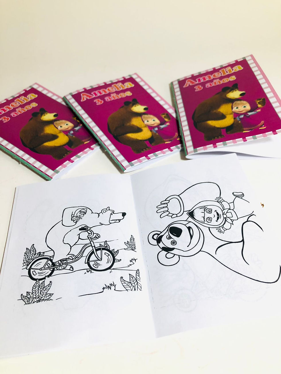 Miniatura: Libritos para colorear Personalizados Masha y el Oso x10