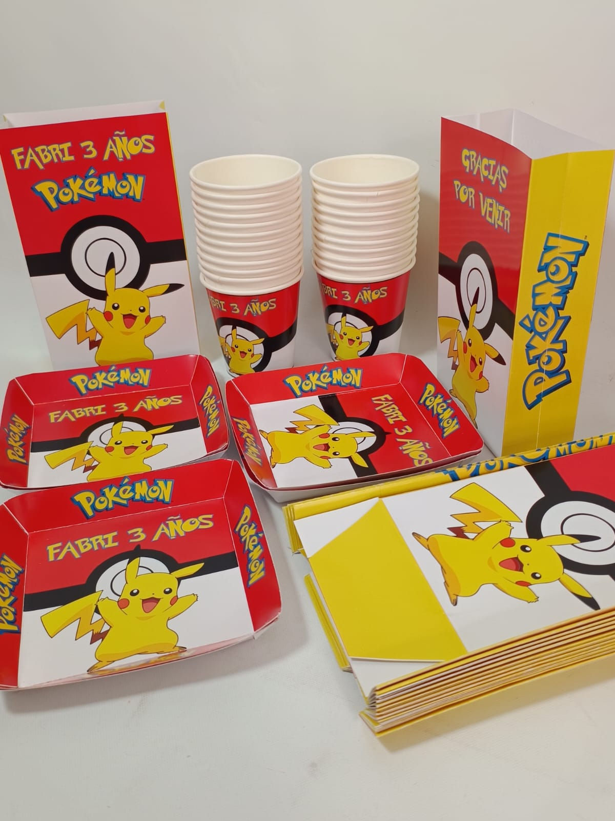 Combo Vaso + Plato + Bolsa x 10 Pikachu
