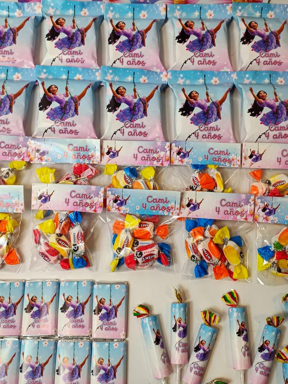 Miniatura: Golosinas personalizadas Candy Bar x 10 Isabella Madrigal