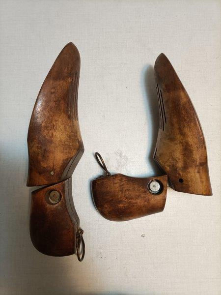 Thumbnail: Wood Shoes Stress