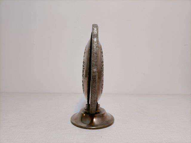 Thumbnail: Vintage Plate 3-Tiered Cake Stand