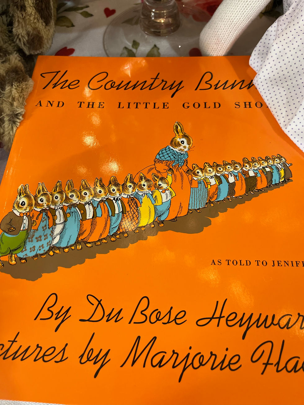 Thumbnail: Easter Books