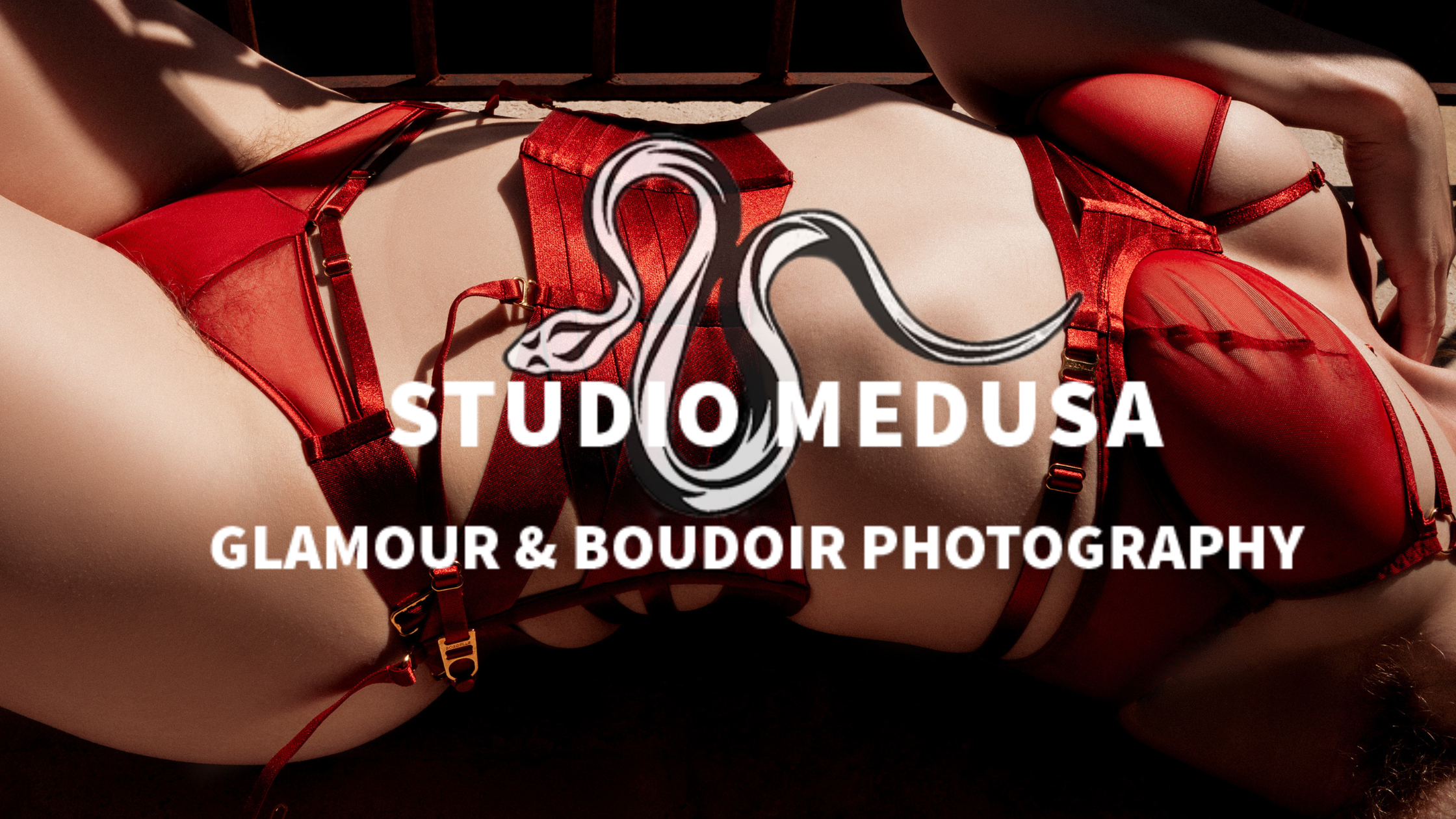 Studio Medusa Photography Glamour & Boudoir Photography