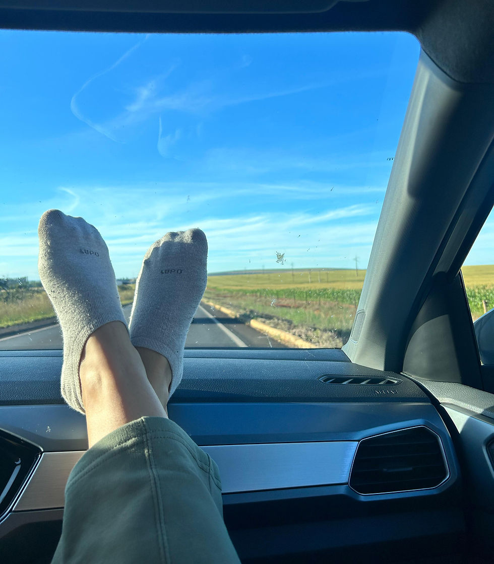 "somos tão jovens, tão jovens"