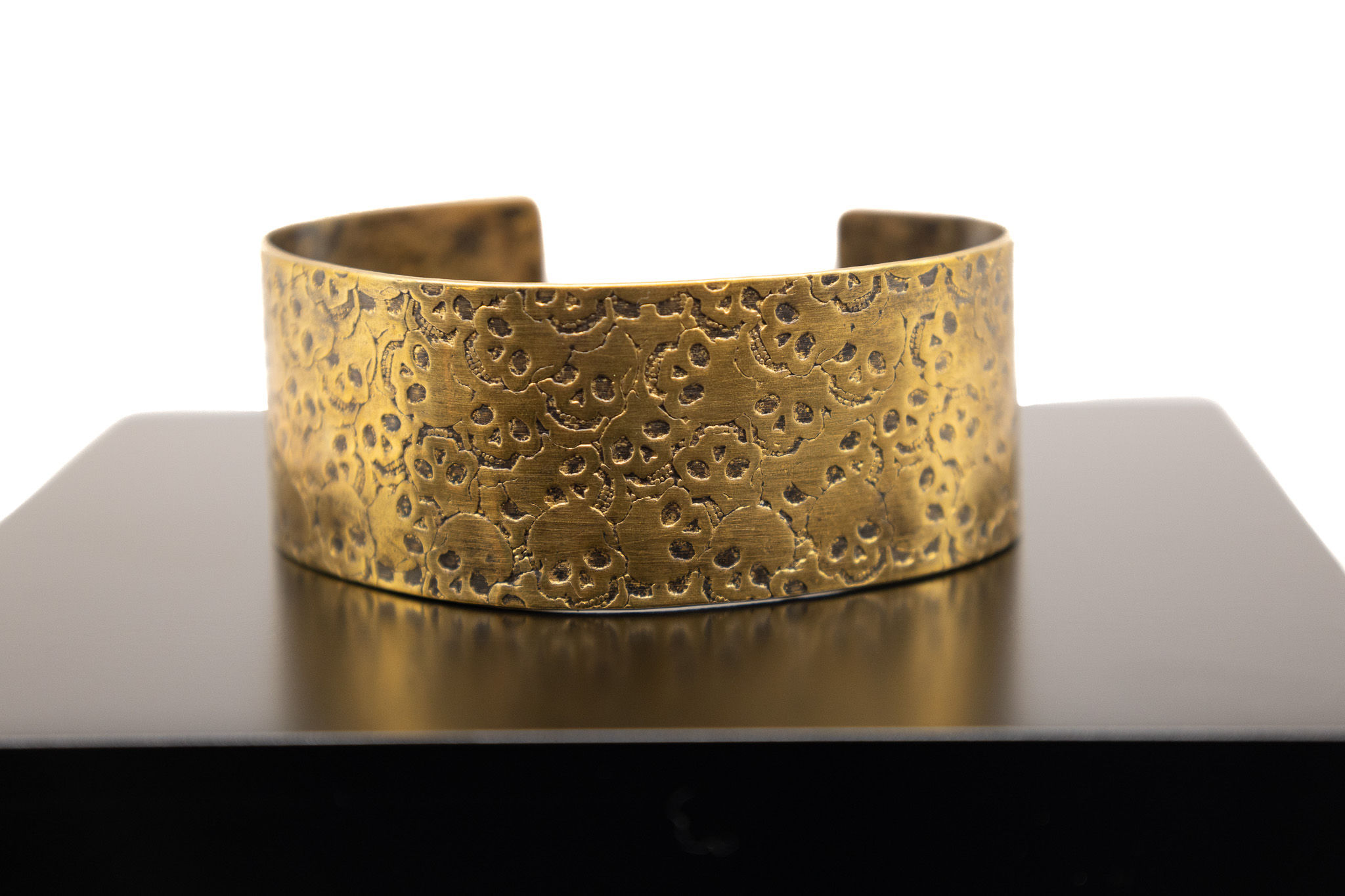 Skull Patinaed with a Chamfered Edge for comfort.