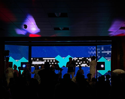 4mx2m with side splits 1.5mx2.5