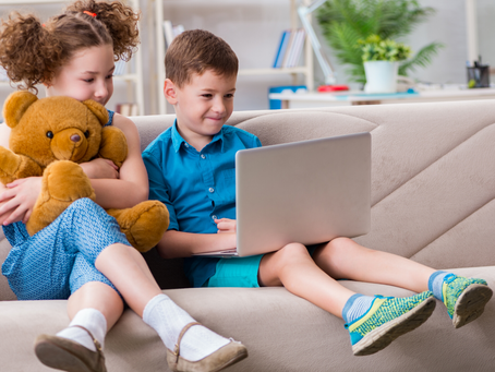 10 Easy Ways to Stay Connected to Friends