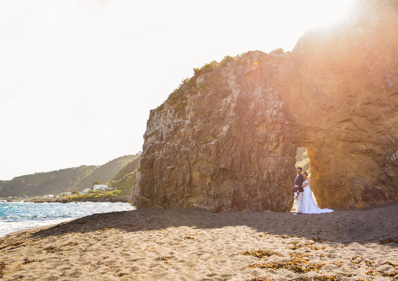 Bride and Groom sunset wedding photography at Breaker Bay in Wellington, New Zealand 