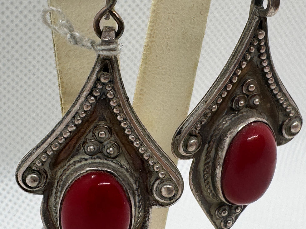 Thumbnail: Red coral silver Afghan earrings 