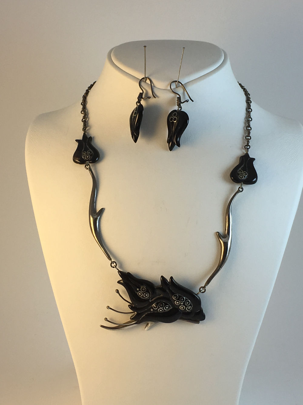 Water Buffalo Horn Silver Inlaid Necklace set