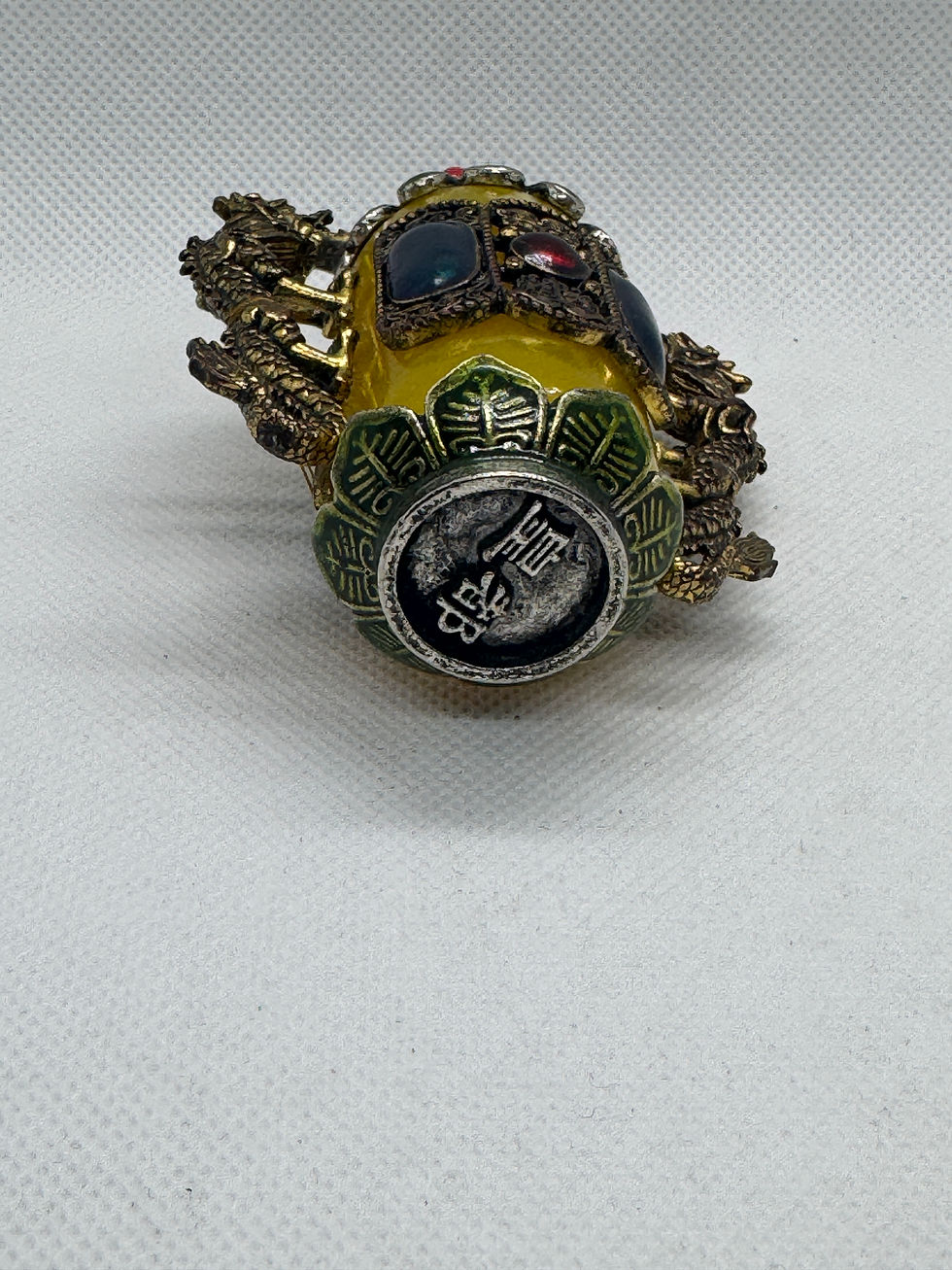 Thumbnail: Jade perfume bottle 