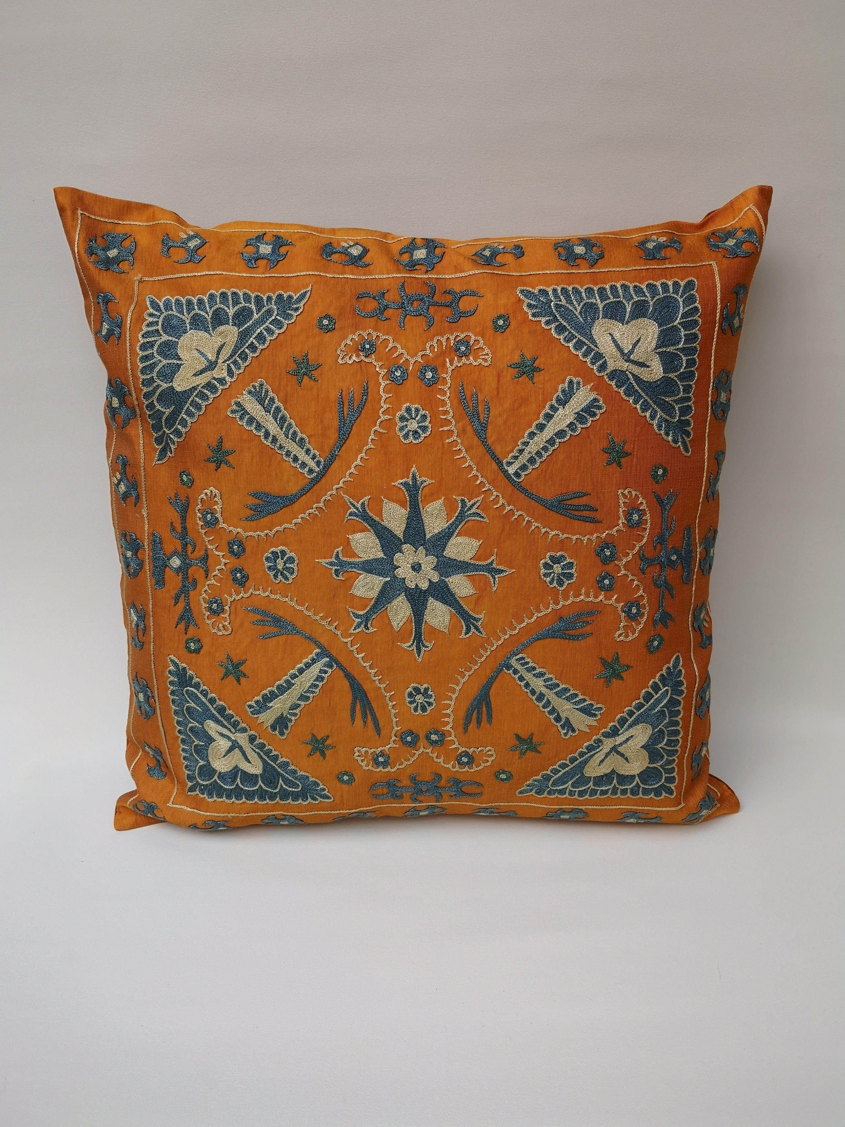 Uzbek silk cushion 