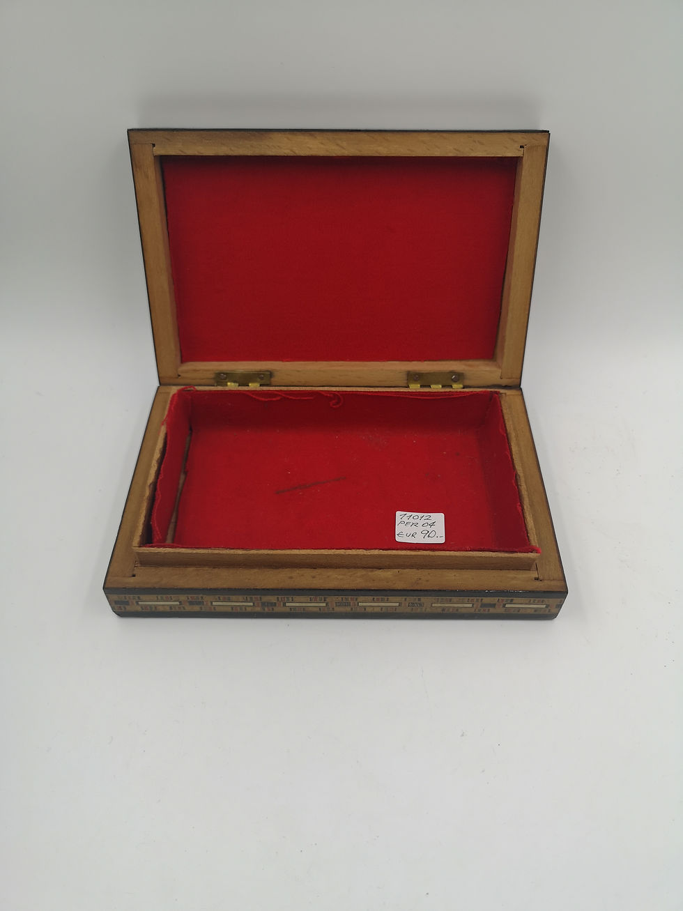 Thumbnail: Bone Marquetry old Turkish box