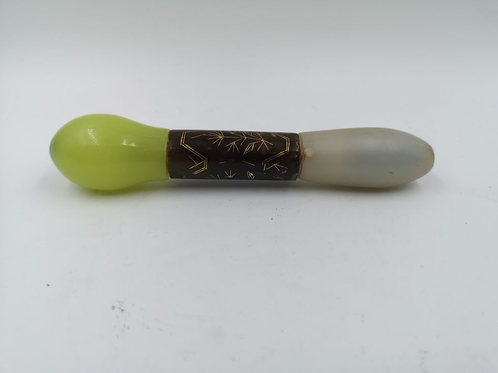 Thumbnail: Shah maksut jade gold ottoman mouth piece