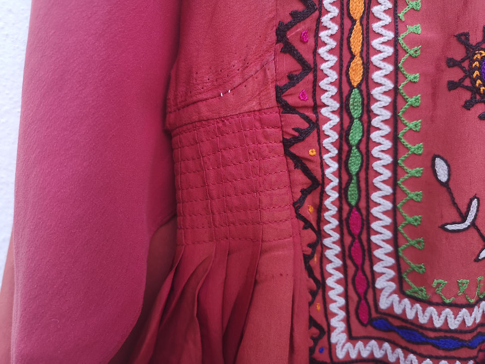 Thumbnail: Belouch old silk dress
