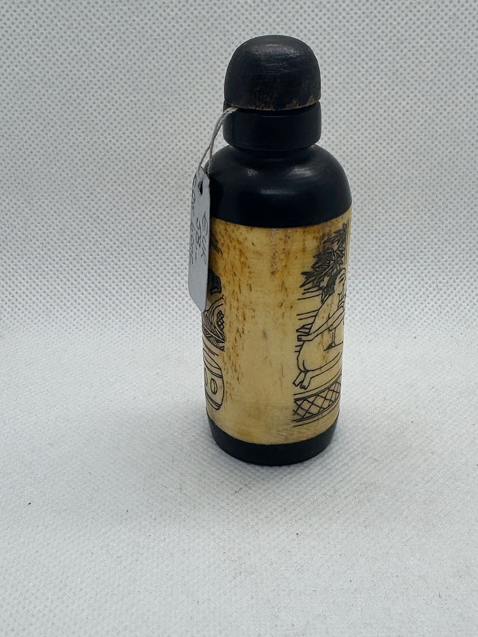 Thumbnail: Cow bone sex perfume bottle 