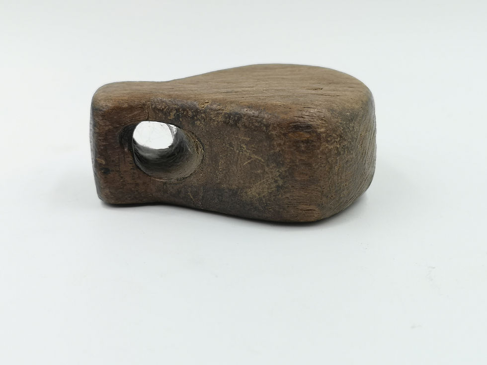 Thumbnail: Wooden animal amulet Afghan
