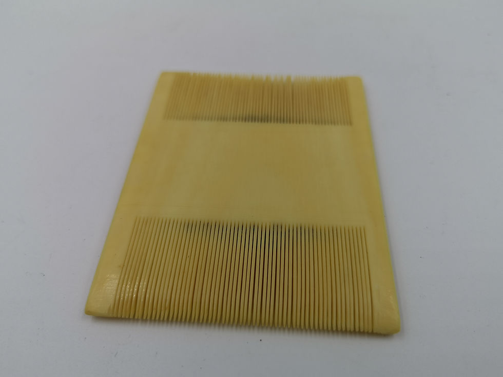 Thumbnail: Ottoman ivory comb