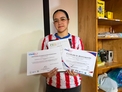 Joven de Capitán Miranda rifa el automóvil familiar para representar a Paraguay en feria científica en España