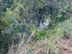 ITAPÚA: Vuelco de camión en Capitán Miranda deja cuatro heridos.