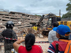A un año del derrumbe en Encarnación: dos muertes, seis imputados y una causa atrapada en la dilación