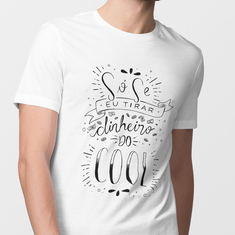 Modelo usando Camiseta Só Se Eu Tirar Dinheiro do COOL Masculina