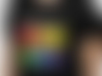A Revolução da Moda LGBTQIAPN+: Orgulho em Cada Detalhe