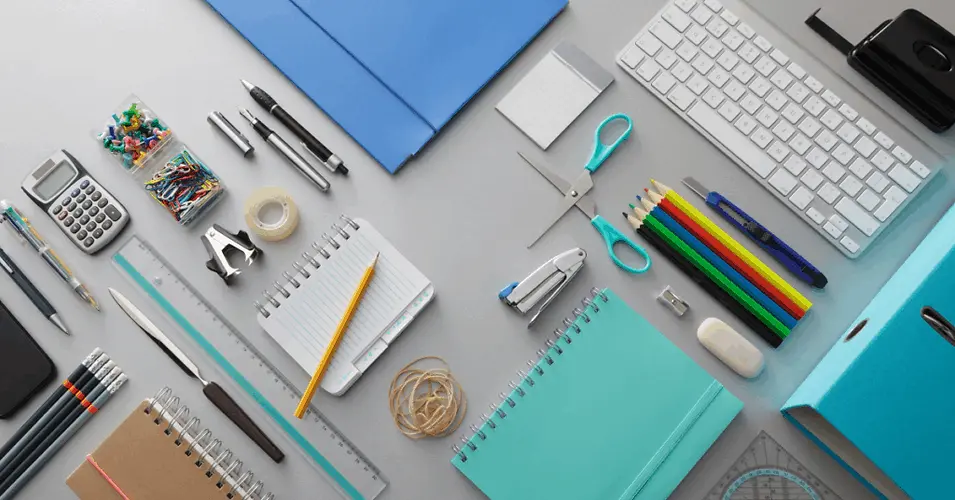 Office-Supplies-for-Your-Backpack-1024x536.webp