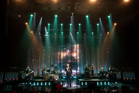 ROBBIE WILIAMS „CHRISTMAS PRESENT – GALA PIOSENEK ŚWIĄTECZNYCH”