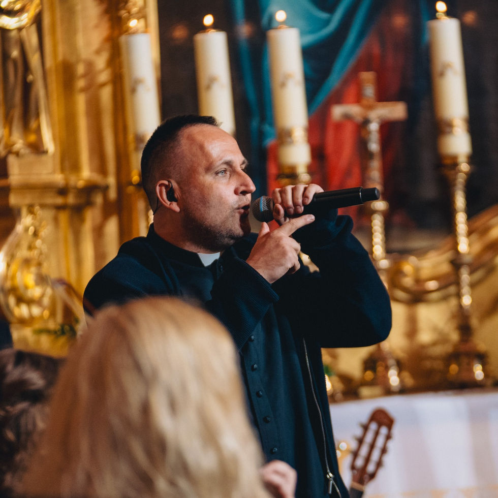 561582382_1405416537713329_6819842386400957771_n