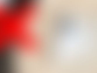 Zaboravite na pirinač! Šta STVARNO raditi ako vam se pokvasi telefon? 📱💦